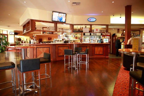 Vegas Bar & Bistro - Accommodation Bookings 0
