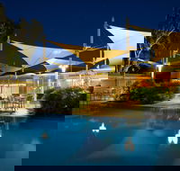 Pira Pool Bar - Accommodation Bookings