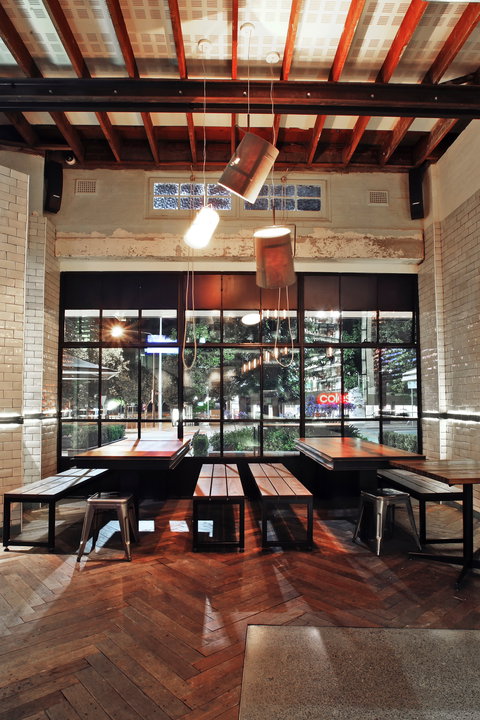 Public Bar - Accommodation Bookings 1