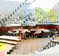 Thistle Bar