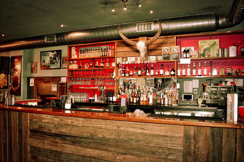 Bottlerocket Bar And Cafe - Accommodation Bookings 1
