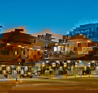 Royal Hotel Queanbeyan - Accommodation Bookings