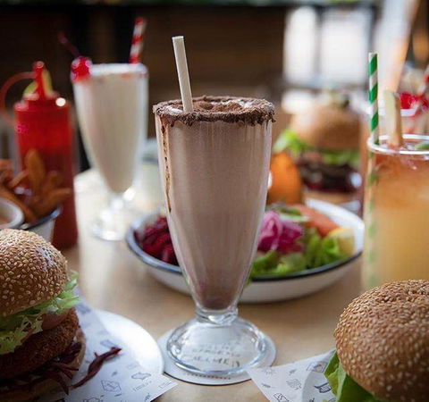Izzy's Restaurant - Accommodation Bookings 5