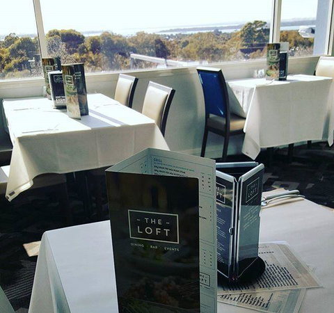 MK's Indian Restaurant - Accommodation Bookings 4