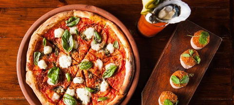 Wooden Horse Restaurant & Bar - Accommodation Bookings 1