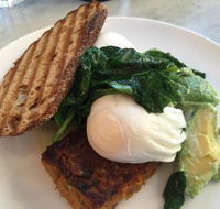 Cafe Lola - Accommodation Bookings