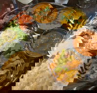 Olive Green Kitchen - Accommodation Bookings