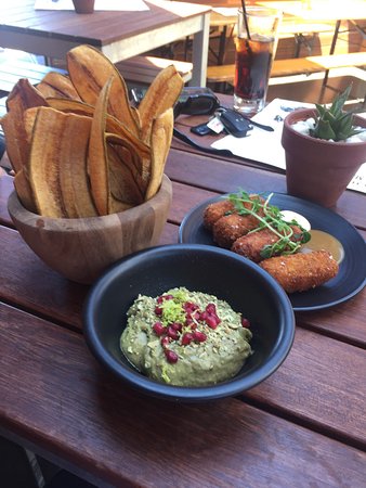Pancho Villa - Accommodation Bookings 0