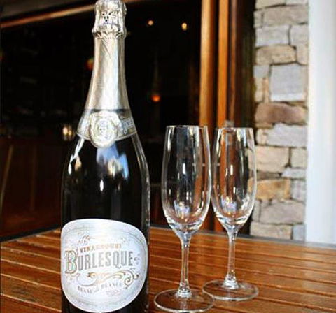 O Bar & Restaurant - Accommodation Bookings 8