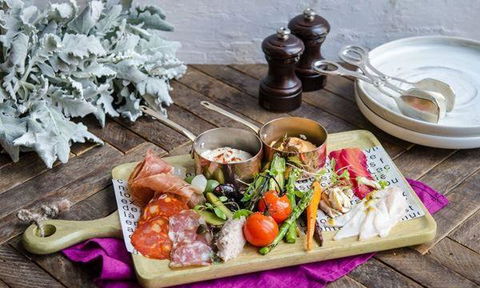 Sticky Fingers Pizzeria - Accommodation Bookings 5
