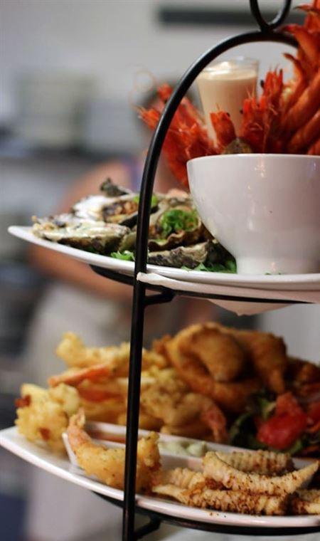 Wheelers Seafood Restaurant - Accommodation Bookings 4