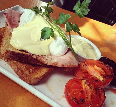 Agatha's Licensed Cafe - Accommodation Bookings 9