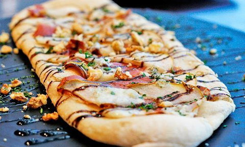 Delizioso @ The Strand - Accommodation Bookings 3