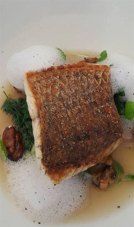 C Restaurant - Accommodation Bookings 4
