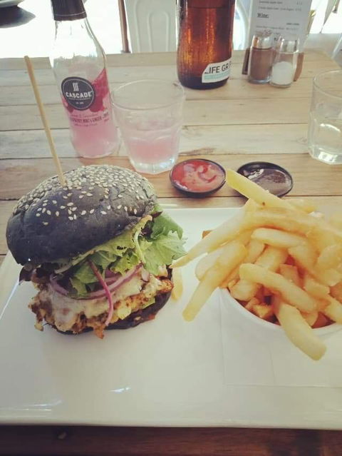 Cairns Burger Cafe - Accommodation Bookings 1