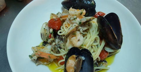 Insieme Ristorante - Accommodation Bookings 16