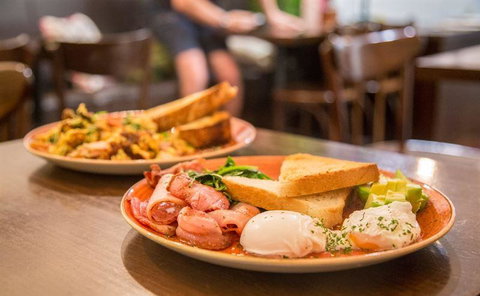 COF.E.FIX - Accommodation Bookings 6