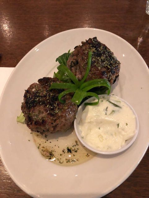 Mezethes Greek Taverna - Accommodation Bookings 9