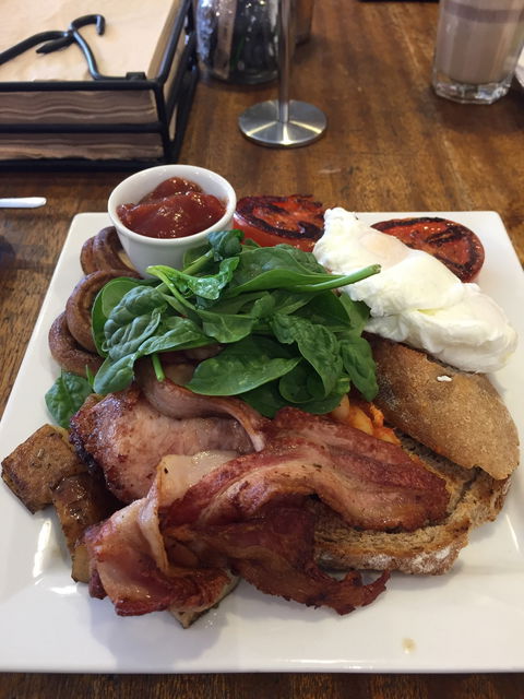 Seven Monks Cafe & Wares - Accommodation Bookings 4