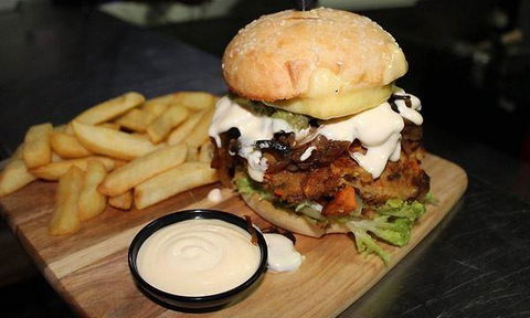 Burger Trip - Accommodation Bookings 7