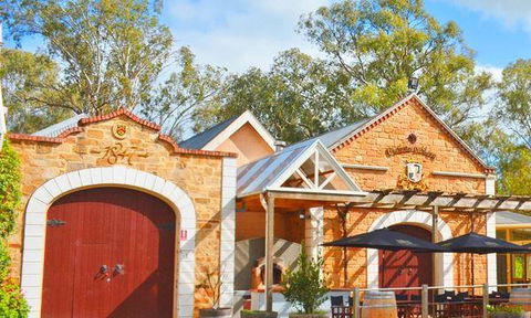 Hermann's Restaurant - Accommodation Bookings 1