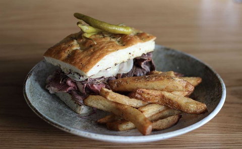 Allegra Dining - Accommodation Bookings 13