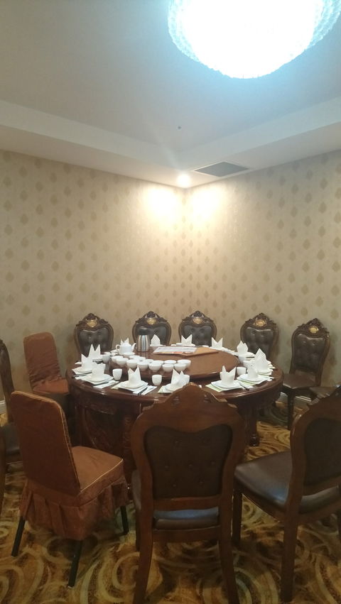 Golden Lane Chinese Restaurant - Accommodation Bookings 5