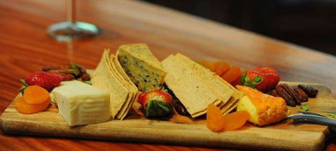 Wild Cattle Creek Estate Restaurant - Accommodation Bookings 3