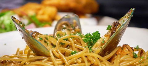 Hop Sing Bar & Food - Accommodation Bookings 1