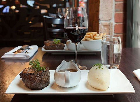 Stonelea Restaurant - Accommodation Bookings 10