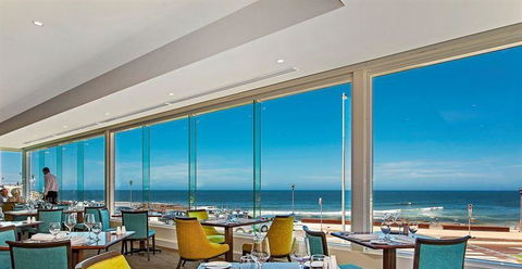 Tinto Thai - Accommodation Bookings 10