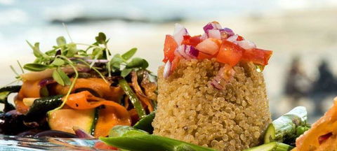 Tinto Thai - Accommodation Bookings 11