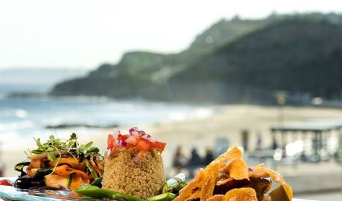 Tinto Thai - Accommodation Bookings 6