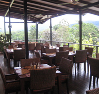 Highlander Tavern Restaurant  Bar - Accommodation Bookings