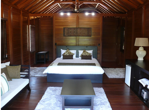 Highlander Tavern, Restaurant & Bar - Accommodation Bookings 3