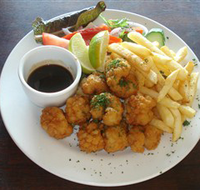 Beachfront Hotel - Accommodation Bookings