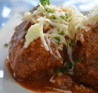 Manolis Greek Taverna - Accommodation Bookings