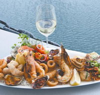 Omeros Bros Seafood Restaurant - Accommodation Bookings