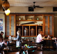Oxenford Tavern - Accommodation Bookings