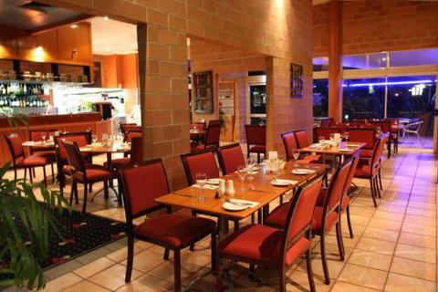 Windmill Motel–Apartments & Reception - Accommodation Bookings 1