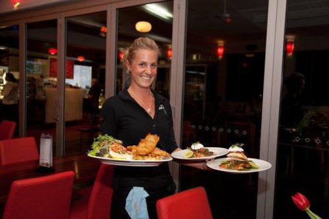 The Park Hotel Motel - Accommodation Bookings 4