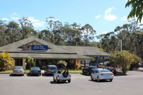 Bonny Hills Beach Hotel - Accommodation Bookings 3
