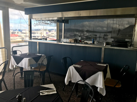 The Deck Cafe, Restaurant & Bar - Accommodation Bookings 2