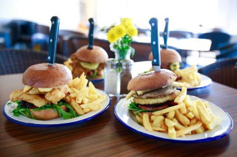 Tea Gardens Hotel–Motel - Accommodation Bookings 3