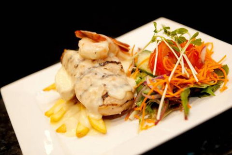 Channels Family Restaurant - Accommodation Bookings 3