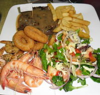 Banjo Paterson Motor Inn  Restaurant - Accommodation Bookings