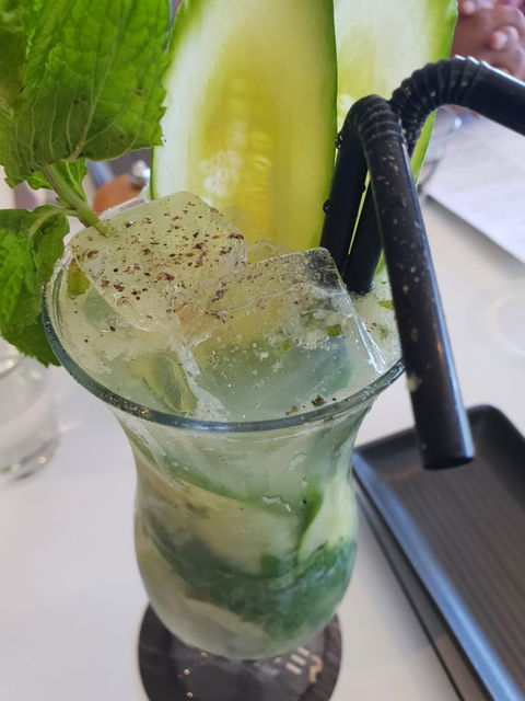 Edgewater Dining & Lounge - Accommodation Bookings 5