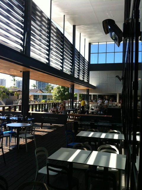 Edgewater Dining & Lounge - Accommodation Bookings 6