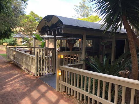 JJ’s Indian Restaurant - Accommodation Bookings 3