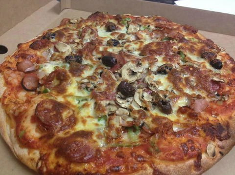 Eat-a-Pizza - Accommodation Bookings 0